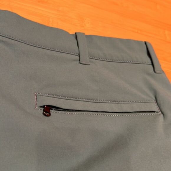 J Crew stretch shorts - Picture 3 of 4